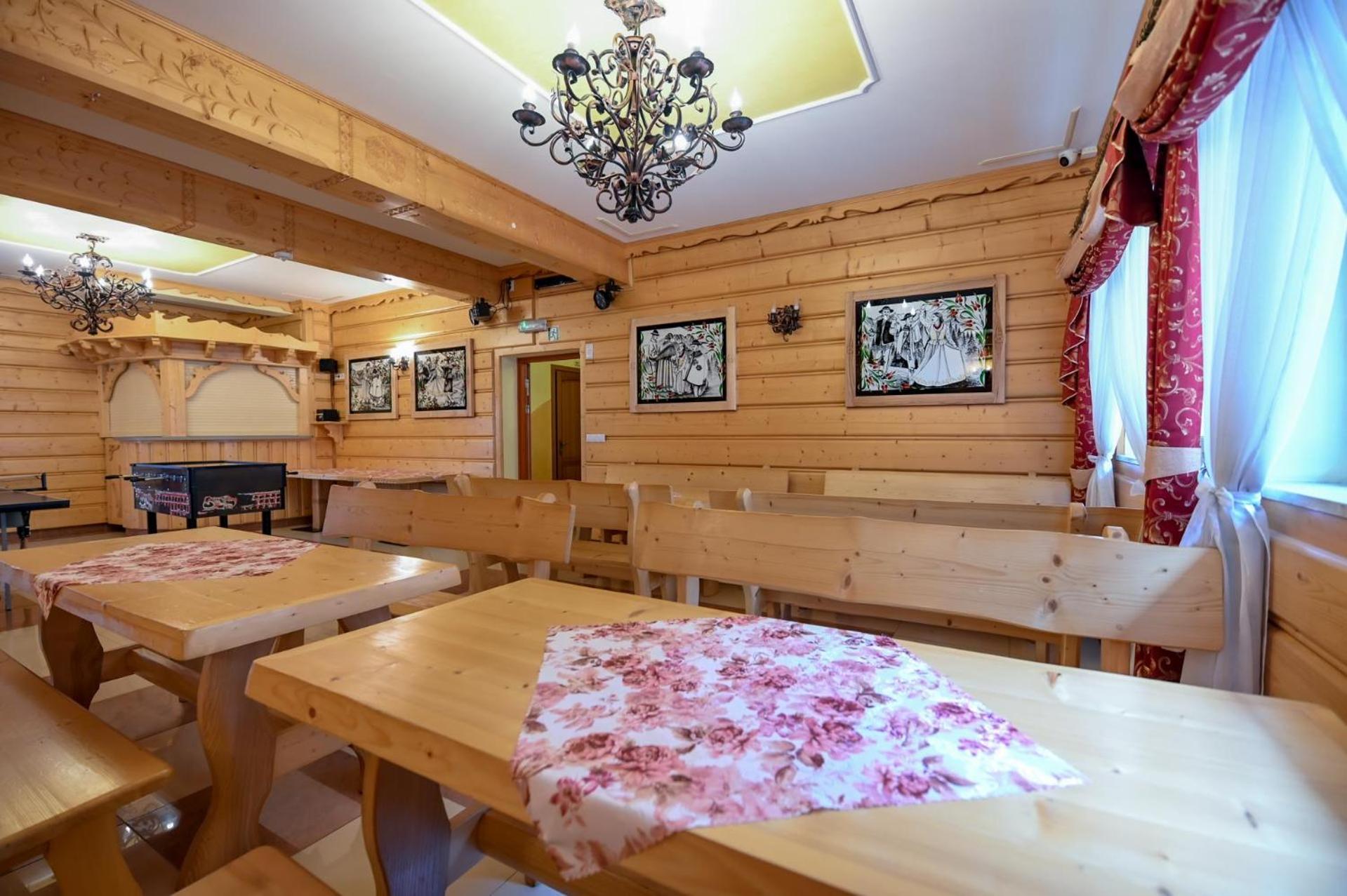 Pod Tatrami 2 - Swietna Lokalizacja, Obok Przystanku Ski Busa Oraz Restauracji, Duzy Parking Bialka Tatrzanska Buitenkant foto